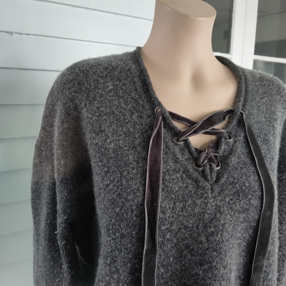 Rails Amelia Charcoal Wool Cashmere Blend Sweater Size Small - Picture 5 of 9